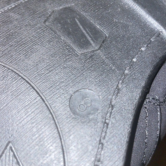 Ladies black mid calf zipper boots - Picture 7 of 7